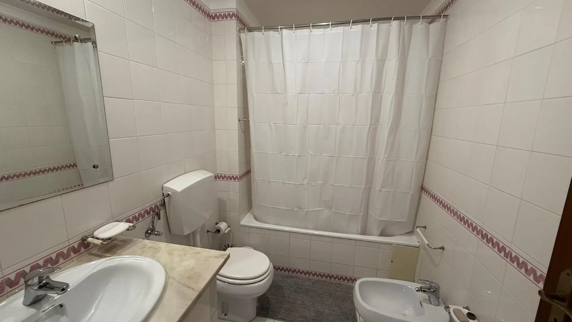 T1 Manta Rota Apartment 0*,